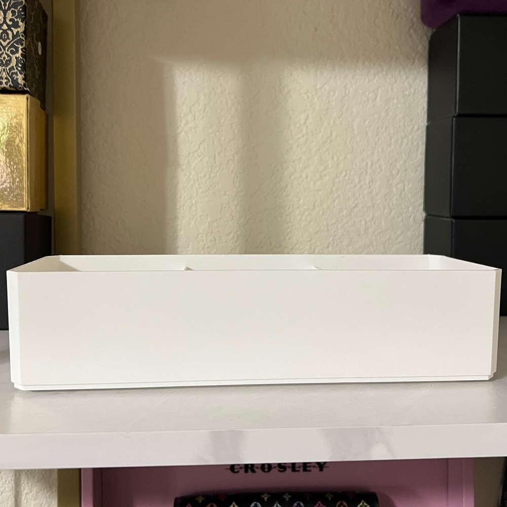 White Rectangular Organizer - Picture 2 of 4